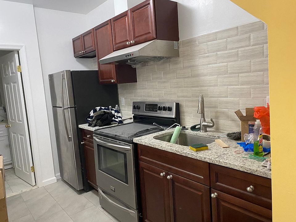 1st image of 4903 Cedar Ave APT 1