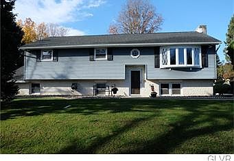 1st image of 3190 Whitehall Ave