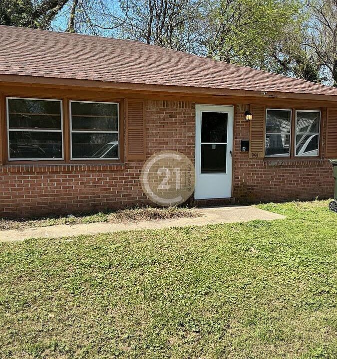 1st image of 9551 Lakeside Dr #2