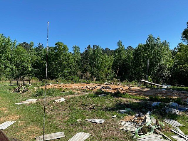2nd image of 285 N Enoch Grove Rd