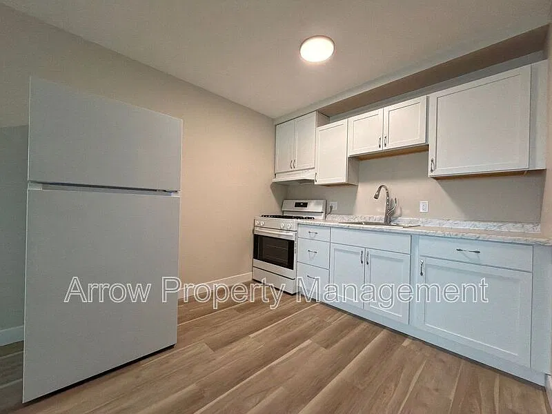 1 bed, 1.0 bath, $750 — Photo 1