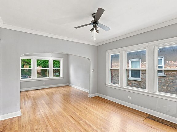 3rd image of 1806 Harvey Ave