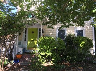31 County Rd, Barrington, RI 02806