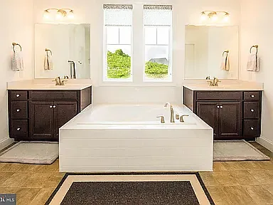 71 Coachman Cir — Photo 23