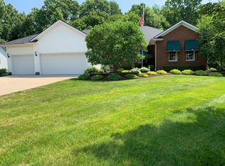 308 Hillbrook Dr, Cuyahoga Falls, OH 44223