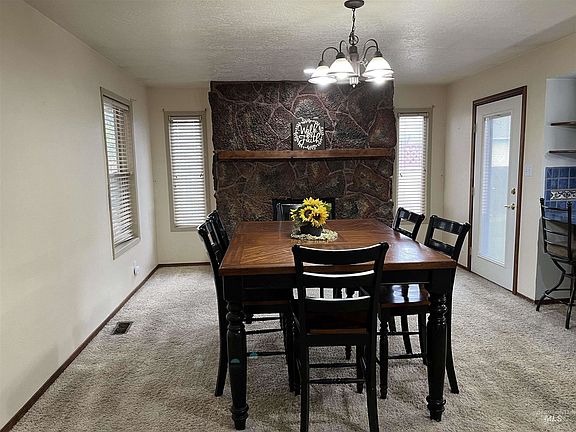 5th image of 2322 Longbow Dr