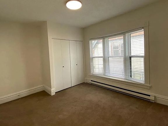 5th image of 1715 W Pacific Ave APT D