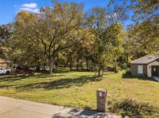 1001 Netherland Dr, Seagoville, TX 75159