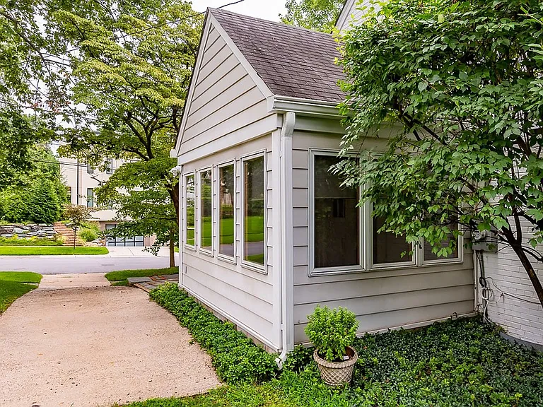 6400 Ruffin Rd — Photo 48