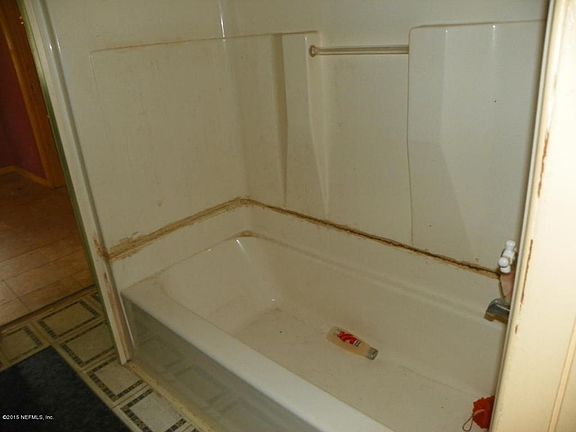 4th image of 3112 Melanie Ave
