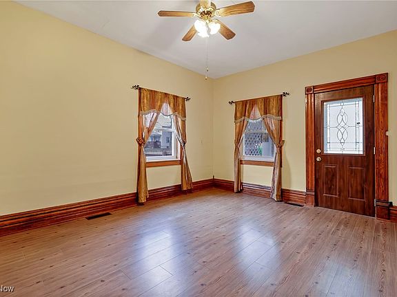 5th image of 524 Shawnee St