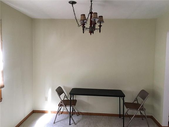 5th image of 4014 Greenway Dr