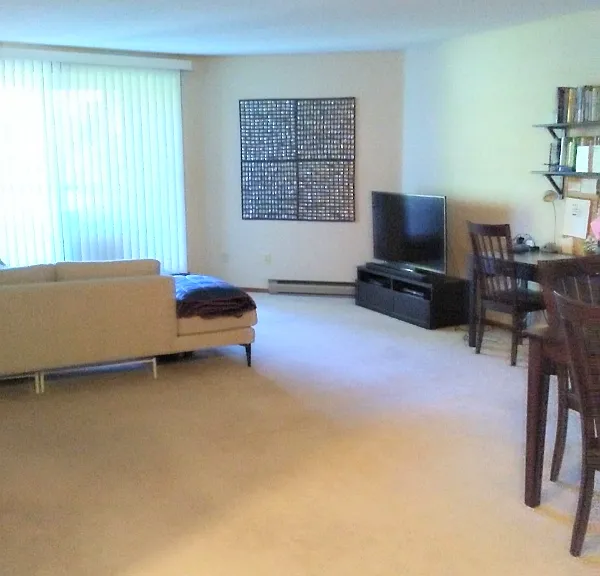 3942 N Oakland Ave #2 — Photo 4