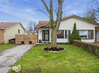 19 Golden Orchard Dr, Hamilton, ON L9C6J2