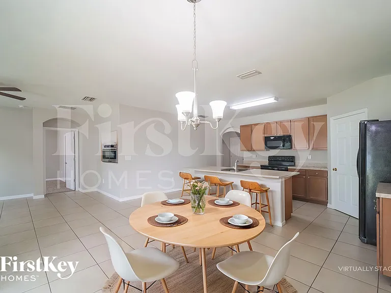 620 SE 1st Pl — Photo 6