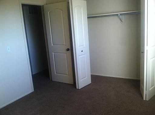 4th image of 1736 E Woodside Dr APT 9