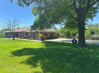 16900 S Osborn Rd, Pleasant Hill, MO 64080