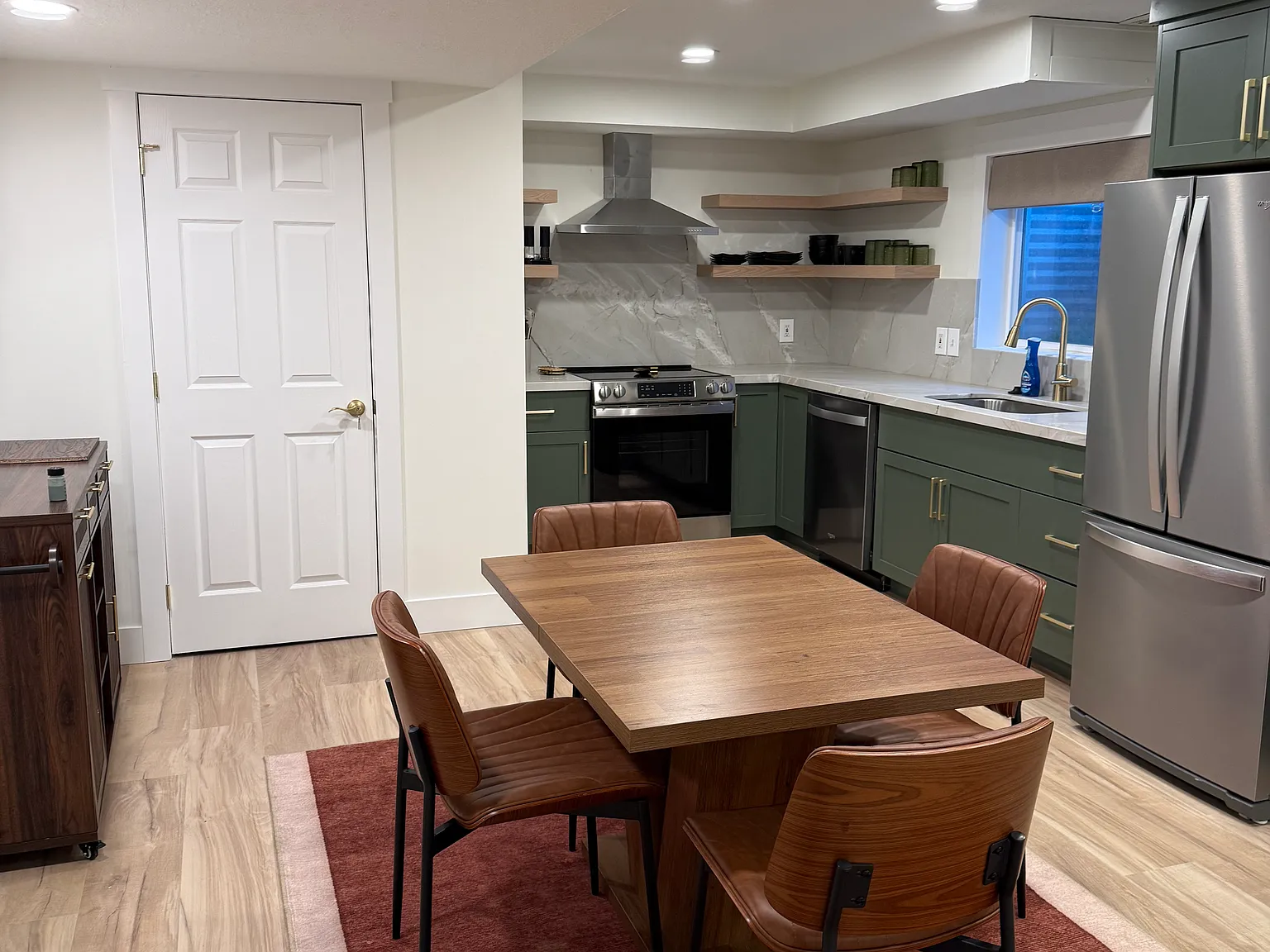 1 bed, 1100 sqft, $2,295 — Photo 4