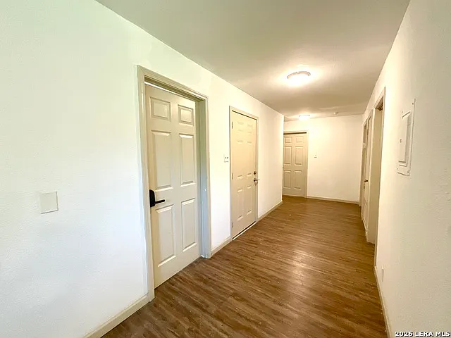 154 Ferris Ave — Photo 6
