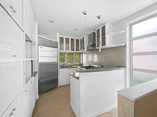 78 Midwood Street image 1 of 1