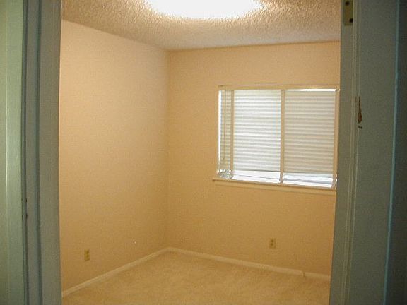 3rd image of 5005 Westmore Ave