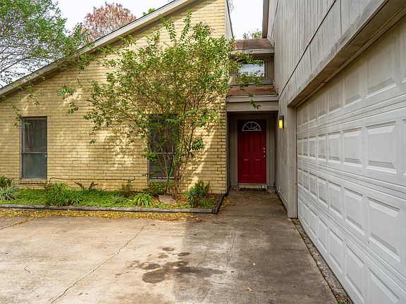 2nd image of 22802 Archibald Blair Ln
