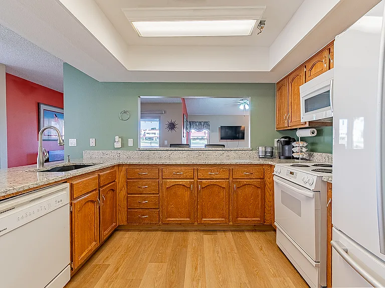 10637 S Calle Raquel — Photo 16