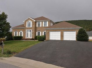 6016 Briar Hill Ct, Roanoke, VA 24012