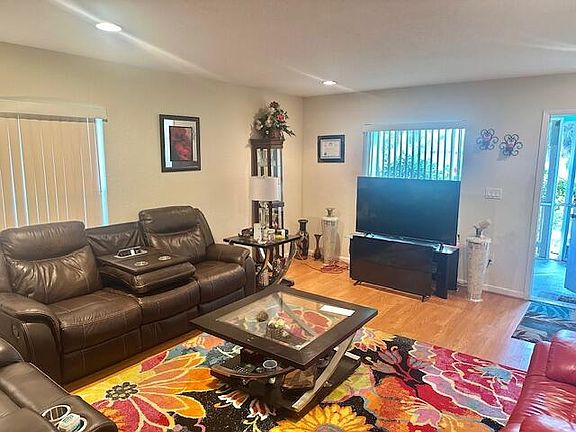 5th image of 5010 Birch Drive