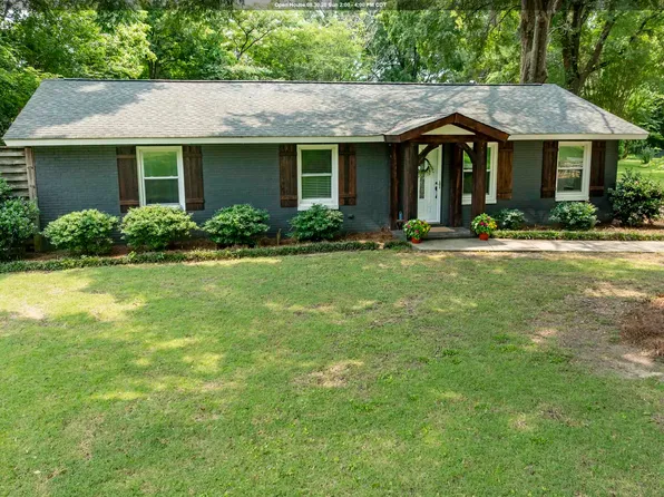 4032 Meadowview Cir, Birmingham, AL 35243