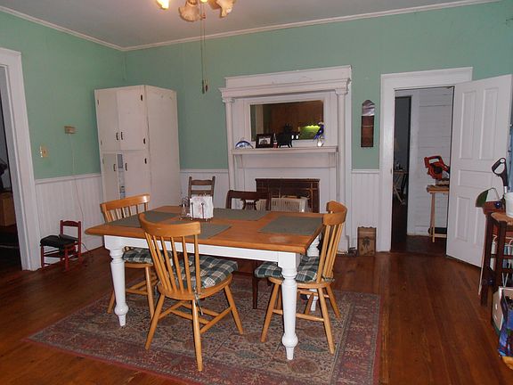 Dining/Bfast Area