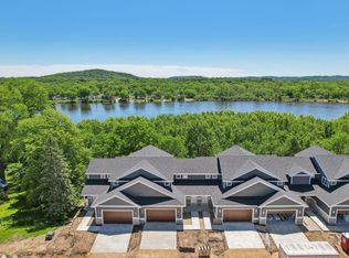 1116 Water 4, Sauk City, WI 53583