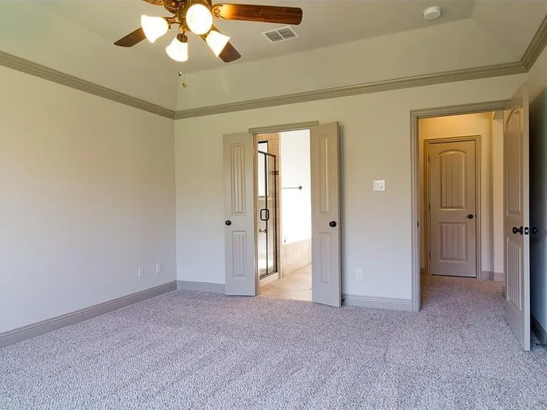 745 Shadow River Dr — Photo 7