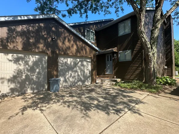 1936 Tennyson Ave NE, Massillon, OH 44646