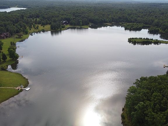 5th image of 122 Camp Creek Rd