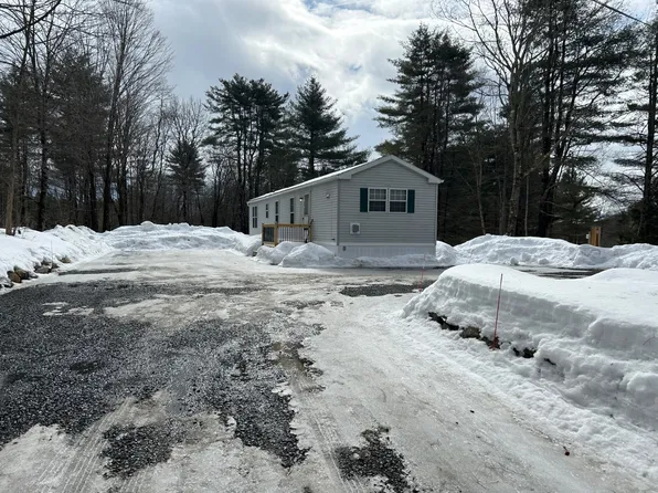 928 County Highway 123, Mayfield, NY 12117