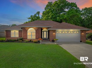 10679 Mahogany Ln, Lillian, AL 36549