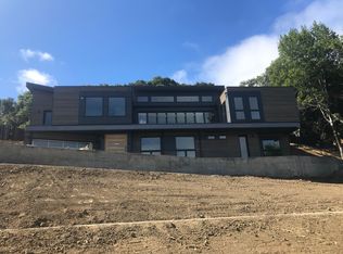 25 Estrada Pl, Redwood City, CA 94062