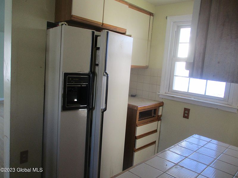 2nd image of 1119 Fort Hunter Road