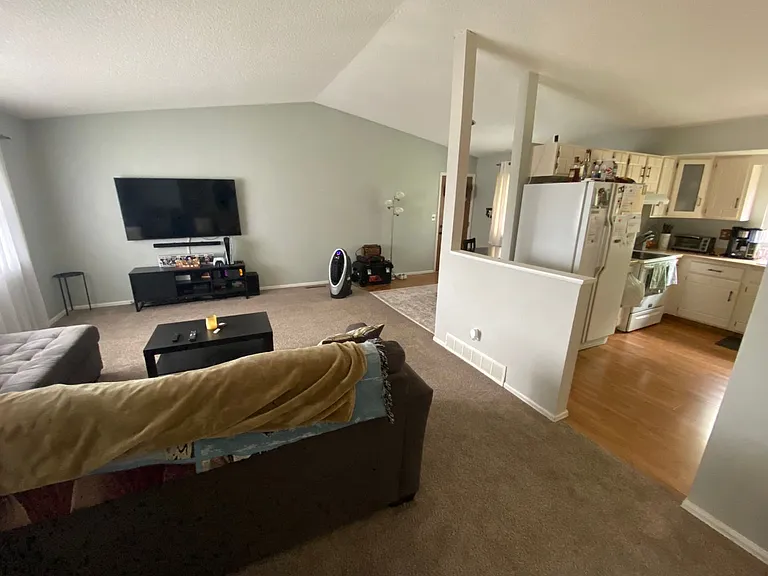 4280 S Nonchalant Cir — Photo 2