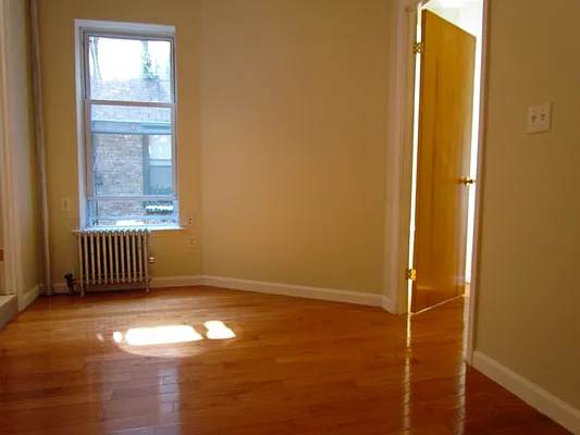 Rented by Landmark Real Estate | media 18