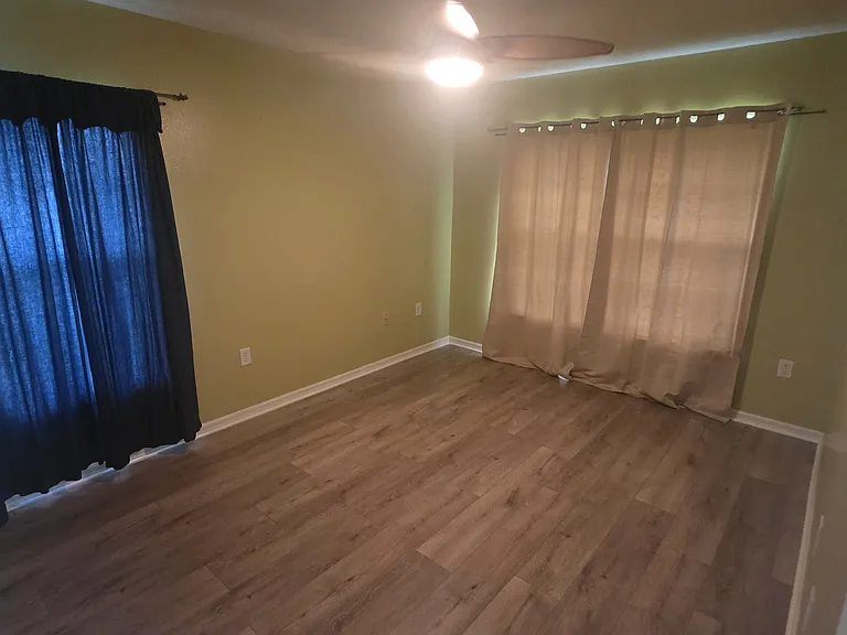 21545 Lake Seneca Rd — Photo 7