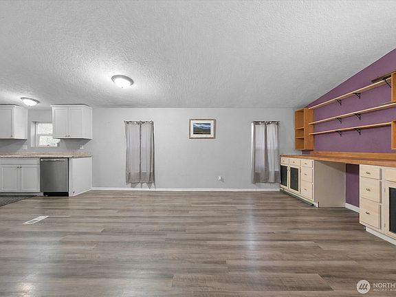 5th image of 3624 Galiano Dr