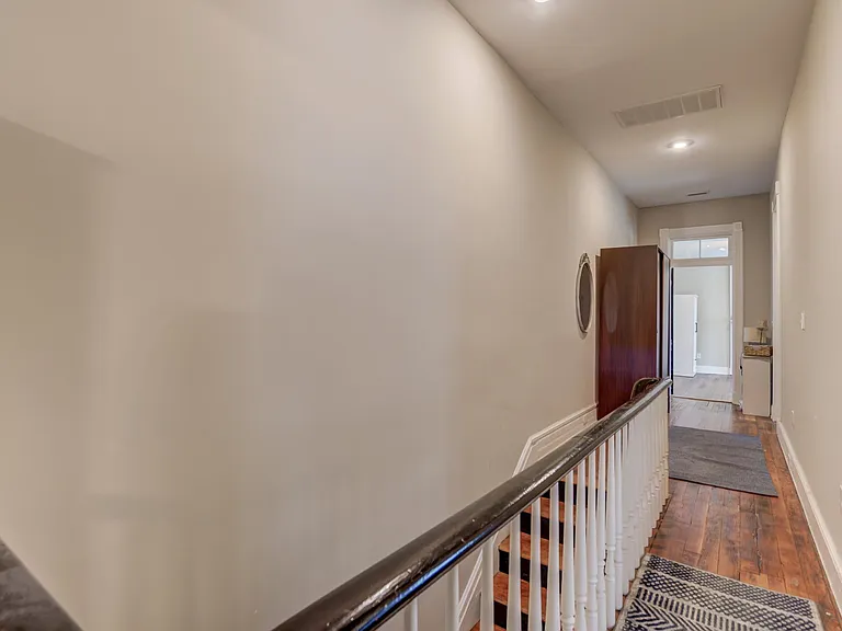 2406 E Clay St #2 — Photo 7