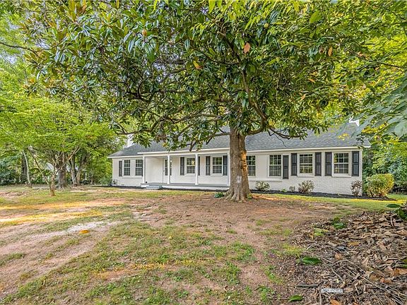 2nd image of 1605 Youngs Mill Rd