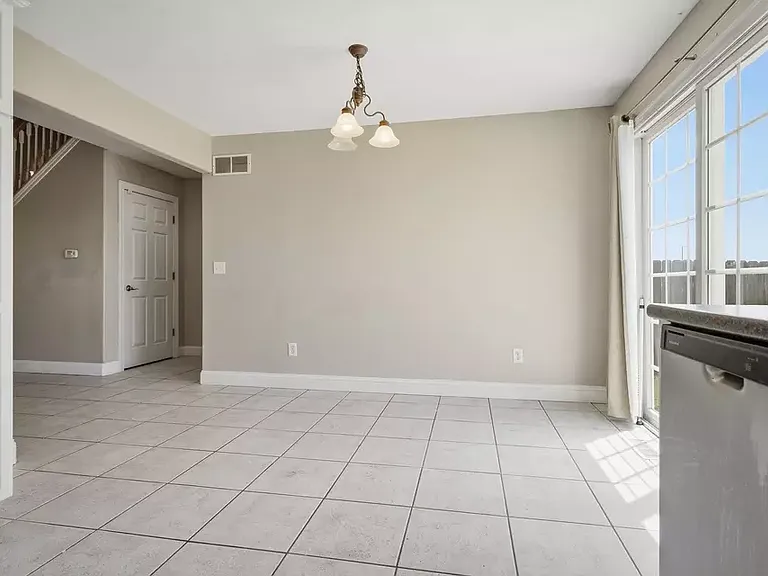 1831 Marina Dr — Photo 7