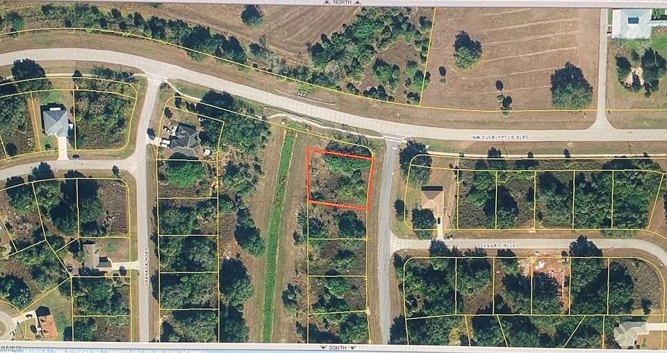 2nd image of 2002 Detroit Dr