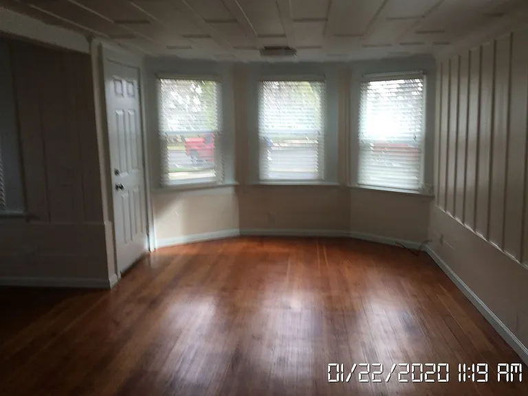 1028 D St — Photo 2