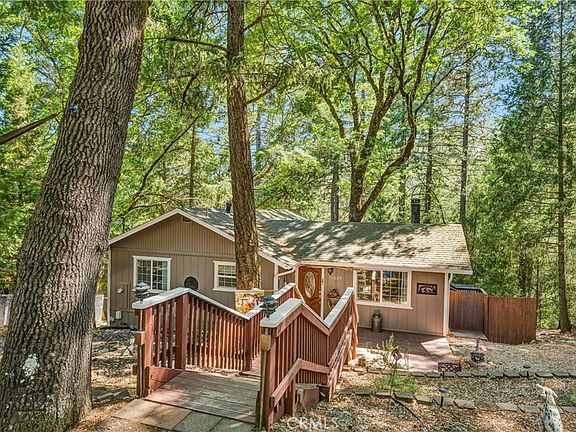 2nd image of 16635 Mountain View Dr