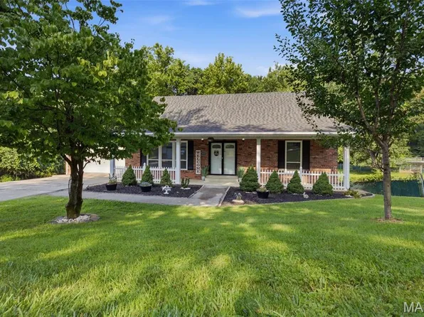 2855 Tommy Dr, Arnold, MO 63010